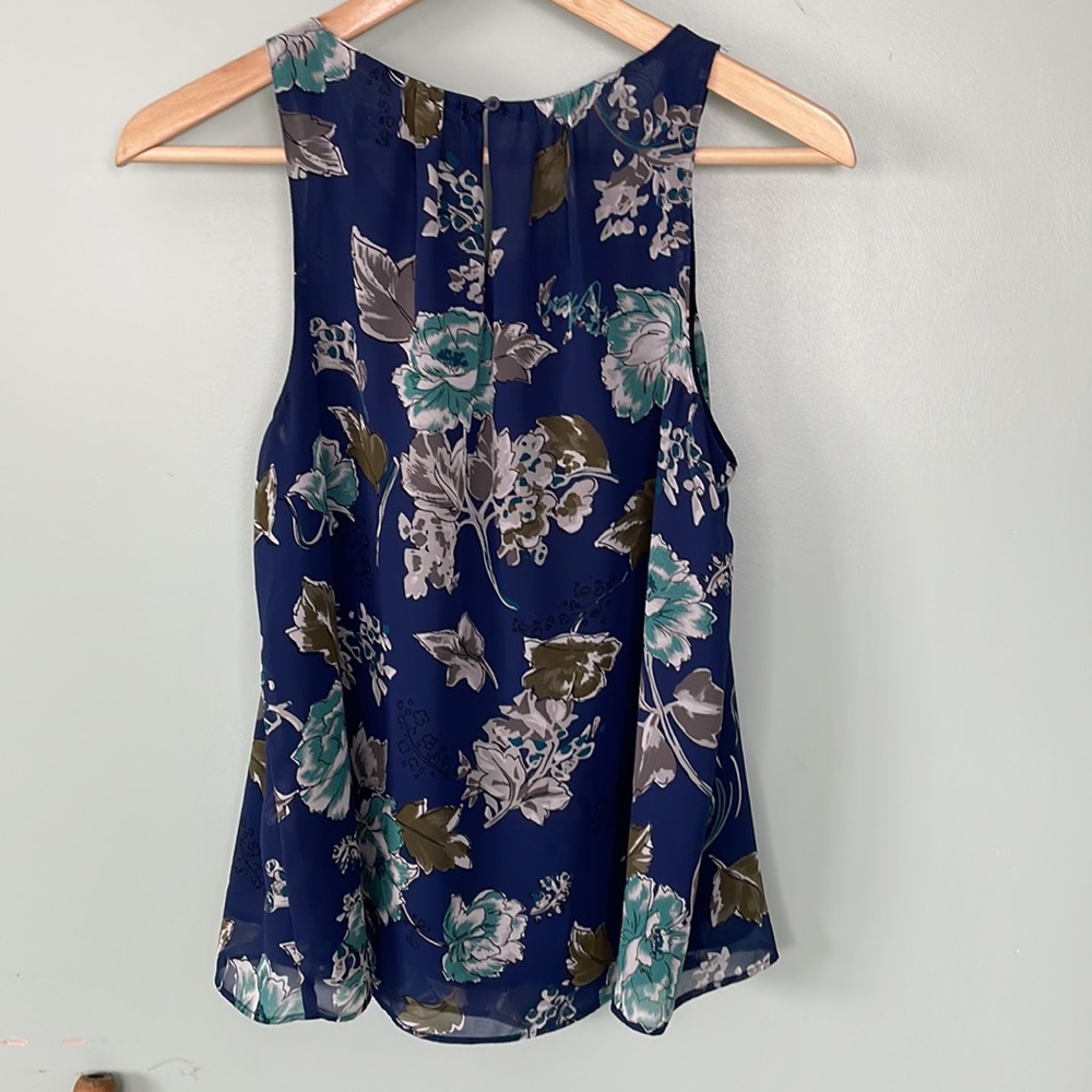 LOFT navy blue floral tank top blouse, size small - Picture 3 of 7